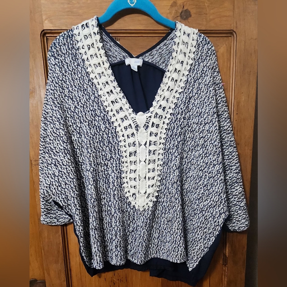 Jule  Blue and White Boho Bat Wing Lace Blouse Size XL
